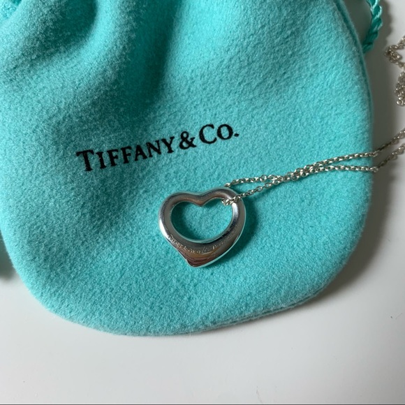 Tiffany x Elsa Peretti Open Heart 925 Necklace - Picture 2 of 8